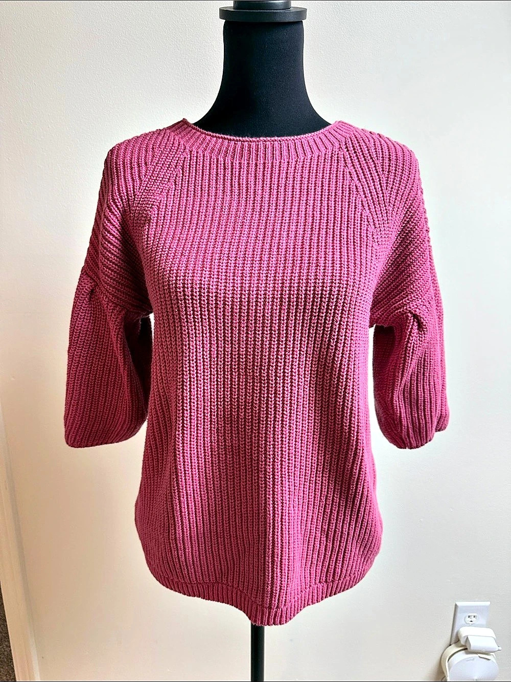 Loft Outlet Pink Crew Neck Sweater Like New